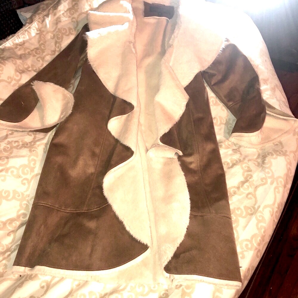 Fabulous Furs Faux Suede and shearling lining. Incredibly soft! Never worn. Sz S
